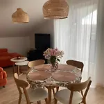 Sunset Apartment, Roduga Korter Uues Majas! 公寓 *