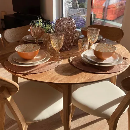 Apartment Sunset Apartment, Roduga Korter Uues Majas! *