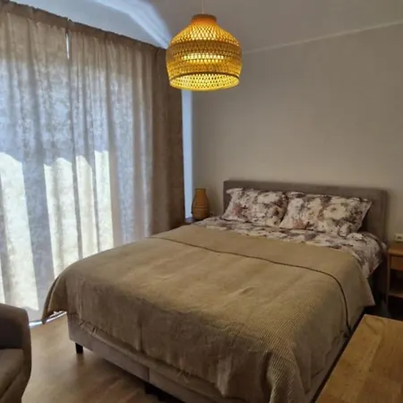 Sunset Apartment, Roduga Korter Uues Majas!